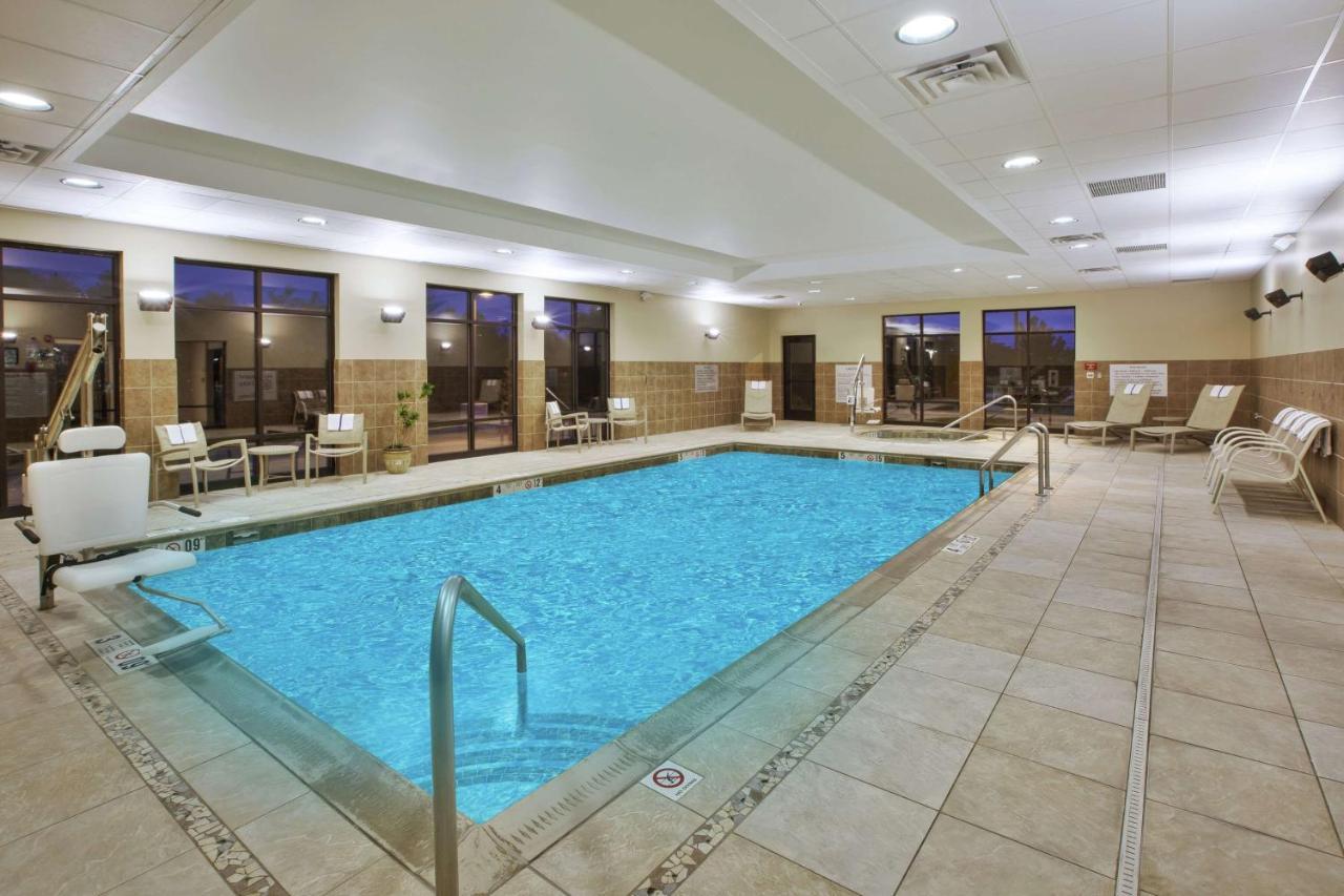 Hampton Inn Brockport Екстер'єр фото