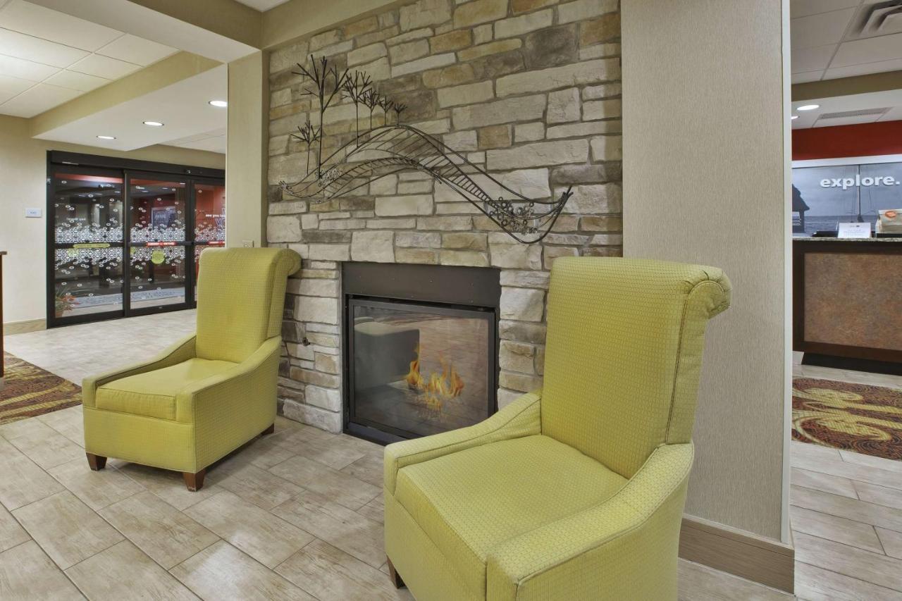 Hampton Inn Brockport Екстер'єр фото